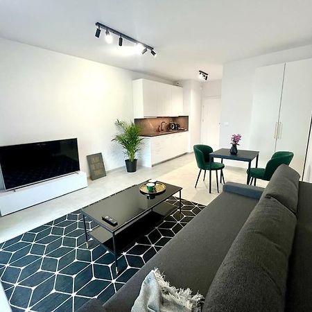 New 69 Apartment Szybowcowa Centre Katowice Free Parking 외부 사진